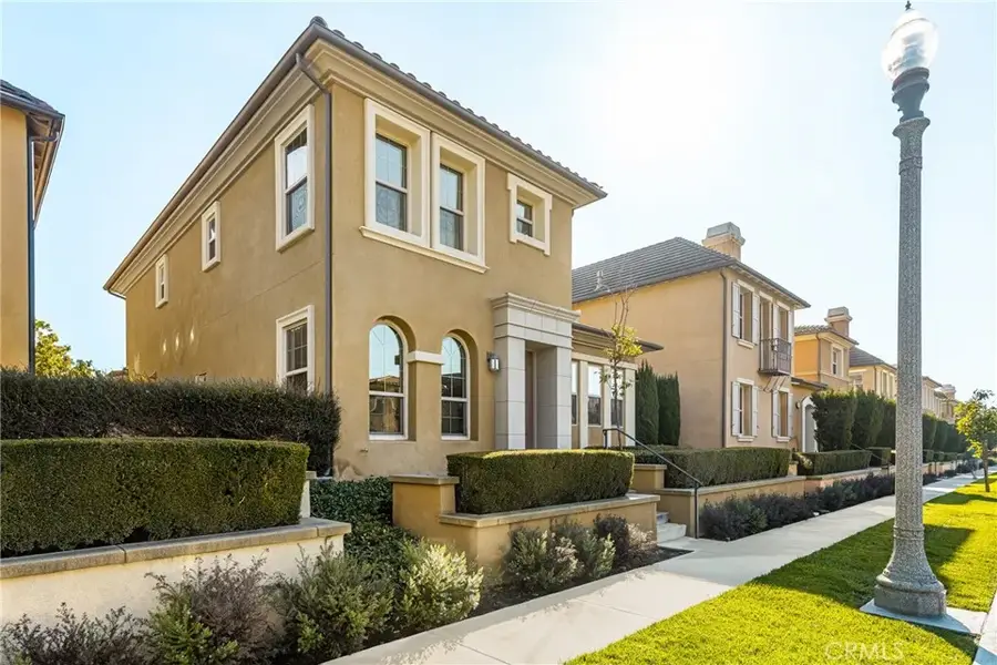 97 Twin Gables, Irvine, CA 92620 - Image #3