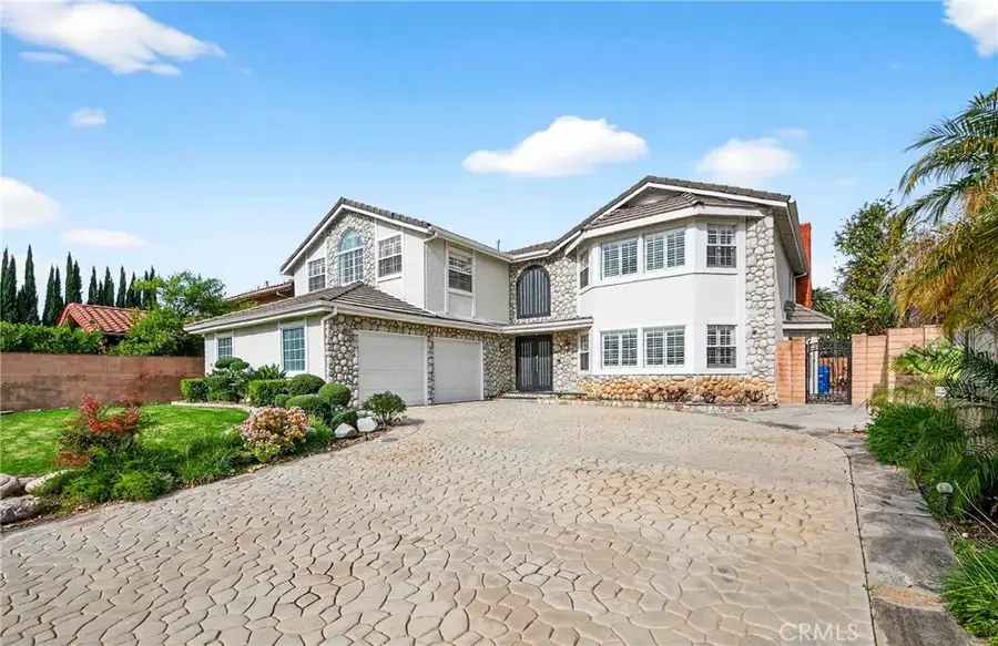 19361 Plummer Street, Northridge, CA 91324 - Image #2