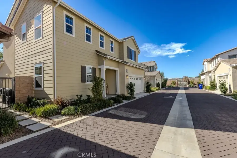 7082 Mallow Drive #2, Fontana, CA 92336 - Image #3