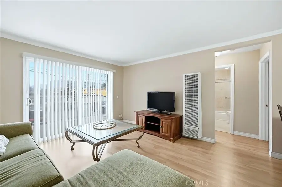 637 Atlantic #3, Long Beach, CA 90802 - #2