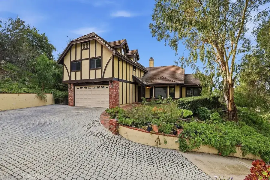 24300 Sylvan Glen, Calabasas, CA 91302 - #2