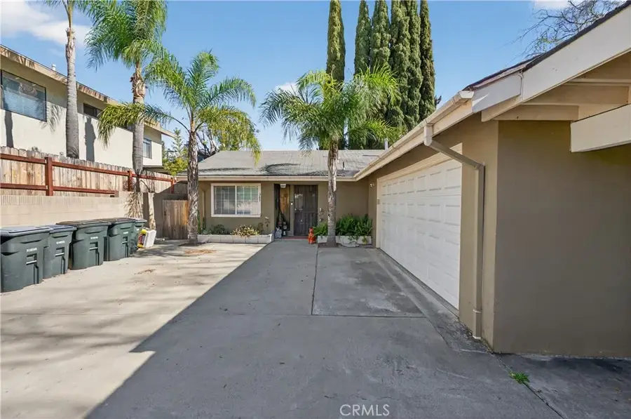 381 N Harwood, Orange, CA 92866 - Image #3