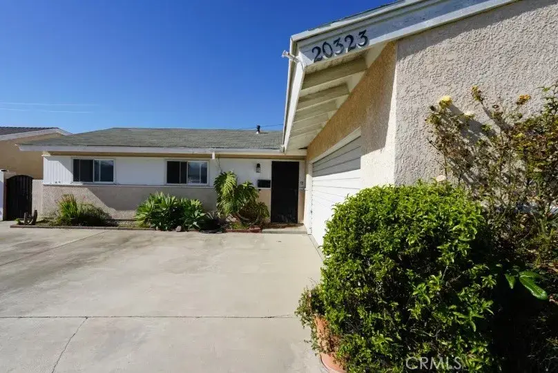 20323 Callaway Avenue, Lakewood, CA 90715 - Image #1