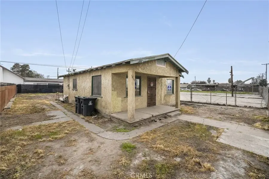 1822 W 4th, Santa Ana, CA 92703 - #2