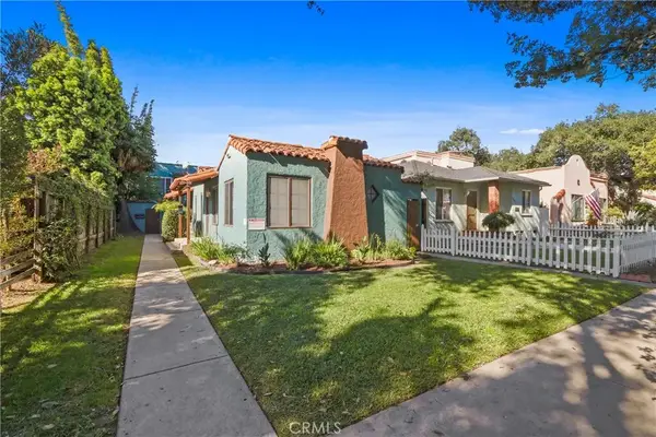 3581 Olive Avenue, Long Beach, CA 90807