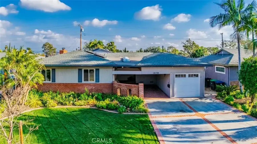14132 Carfax, Tustin, CA 92780 - Image #2