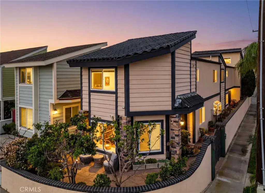 427 21st, Huntington Beach, CA 92648 - Image #1