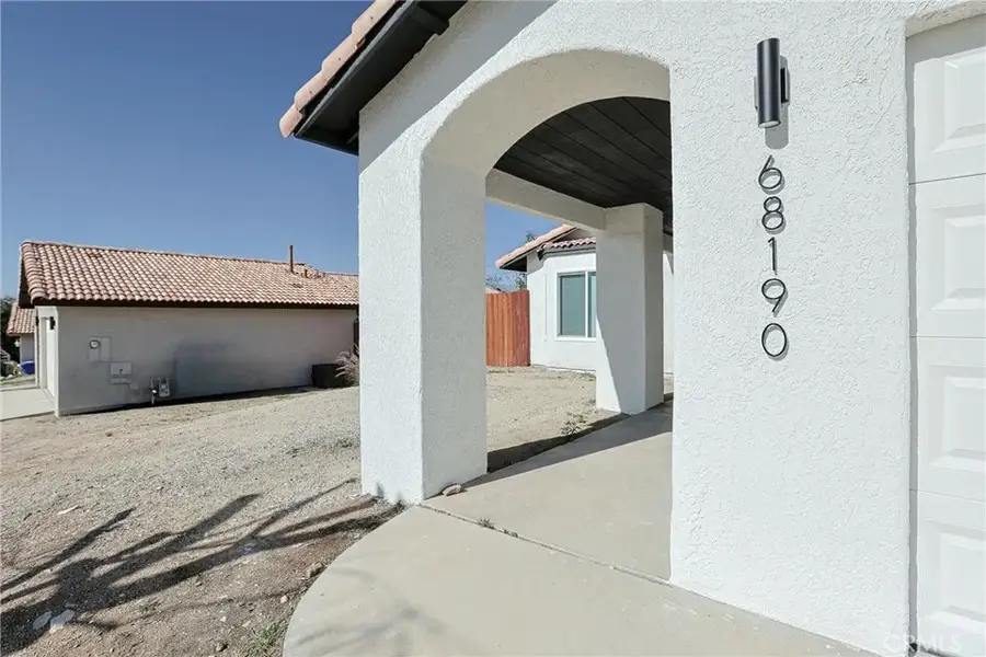 68190 Calle Blanco, Desert Hot Springs, CA 92240 - Image #3