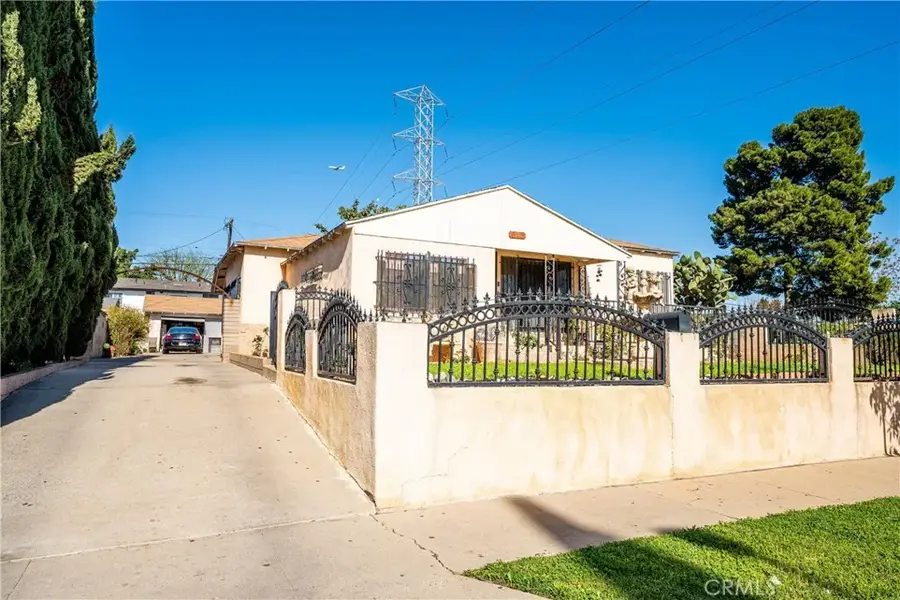 645 E 113th, Los Angeles, CA 90059 - Image #2