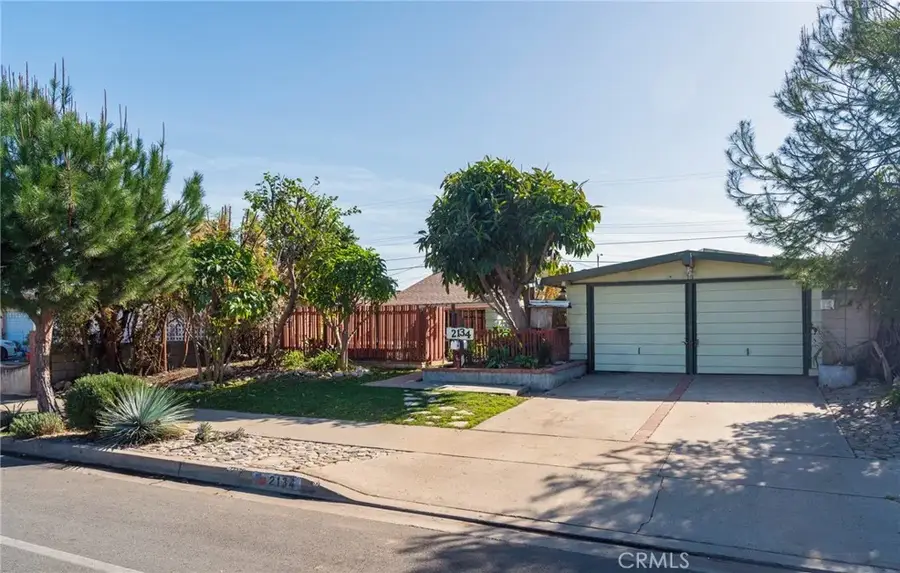 2134 W Romneya, Anaheim, CA 92801 - Image #2