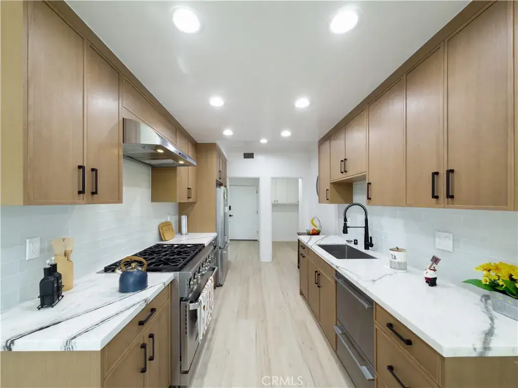 1944 Glendon, Los Angeles, CA 90025 - Image #1