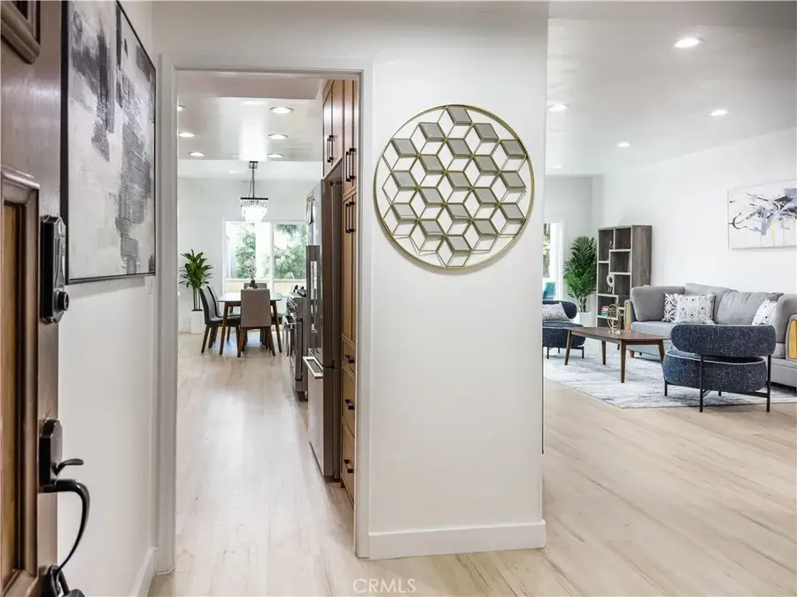 1944 Glendon, Los Angeles, CA 90025 - Image #2