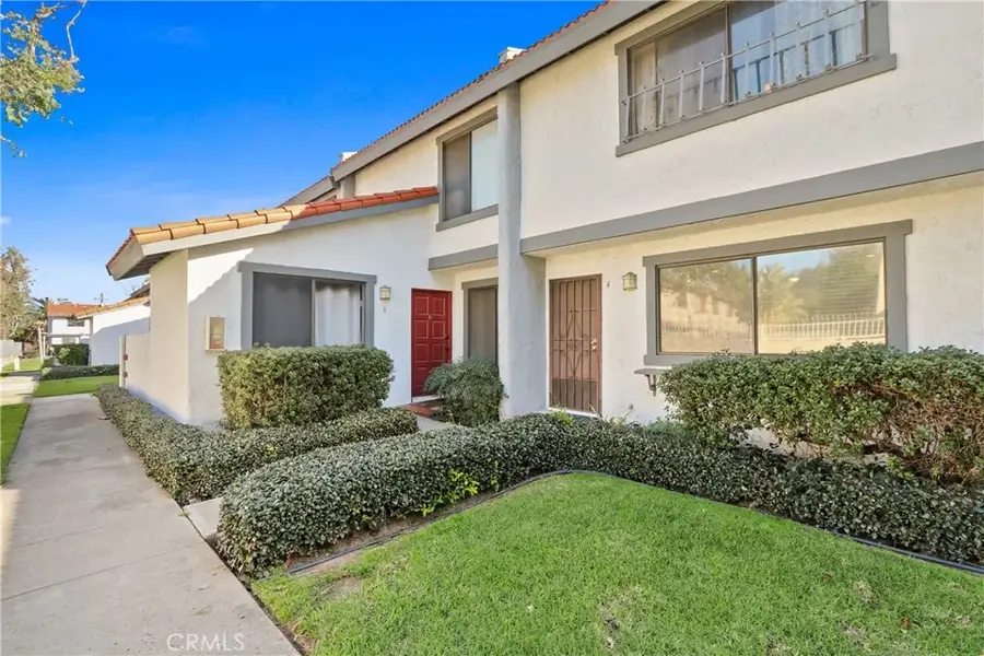 1910 W Palmyra #4, Orange, CA 92868 - Image #2