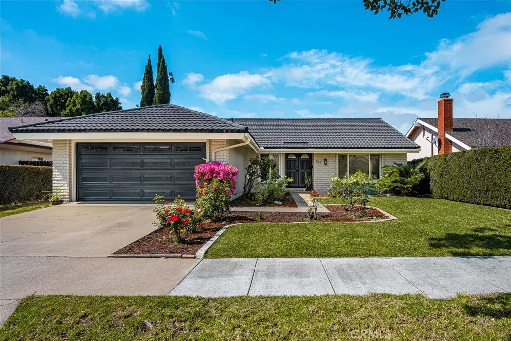 762 S Breezy Way, Orange, CA 92869 - #1