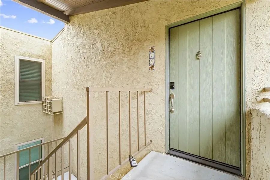 1345 Cabrillo Park Drive #L16, Santa Ana, CA 92701 - Image #3