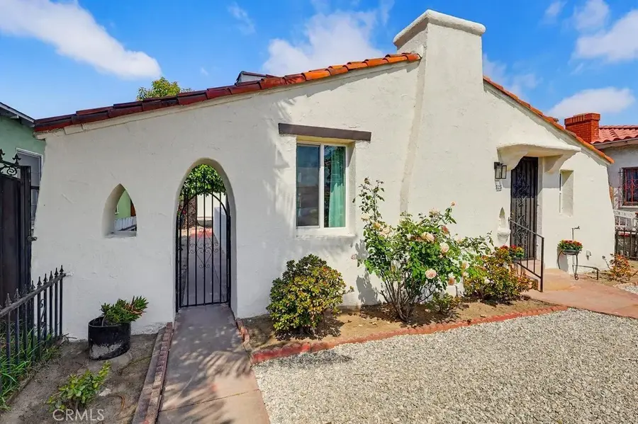 2525 Fashion Avenue, Long Beach, CA 90810 - #2