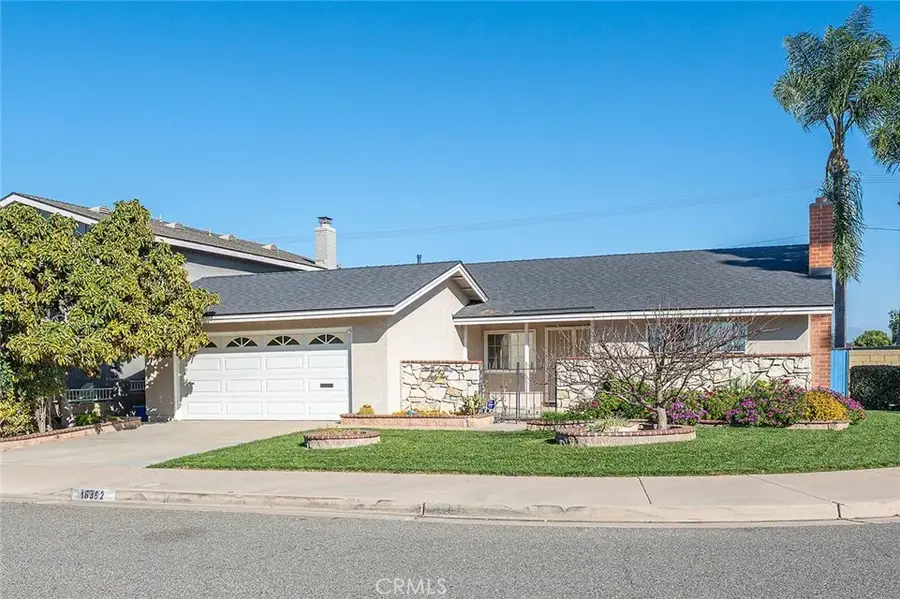 16362 Whittier Lane, Huntington Beach, CA 92647 - Image #2