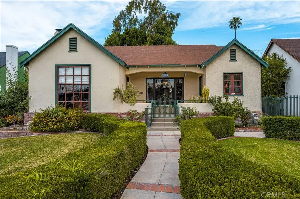 4545 Sunnyside Drive, Riverside, CA 92506 - #1