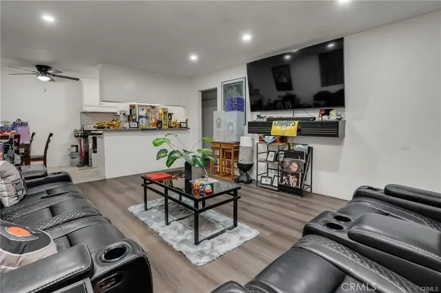 5530 Ackerfield #314, Long Beach, CA 90805 - Image #2