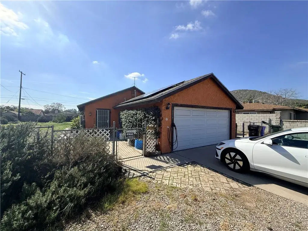 18837 6th, Bloomington, CA 92316 - #1