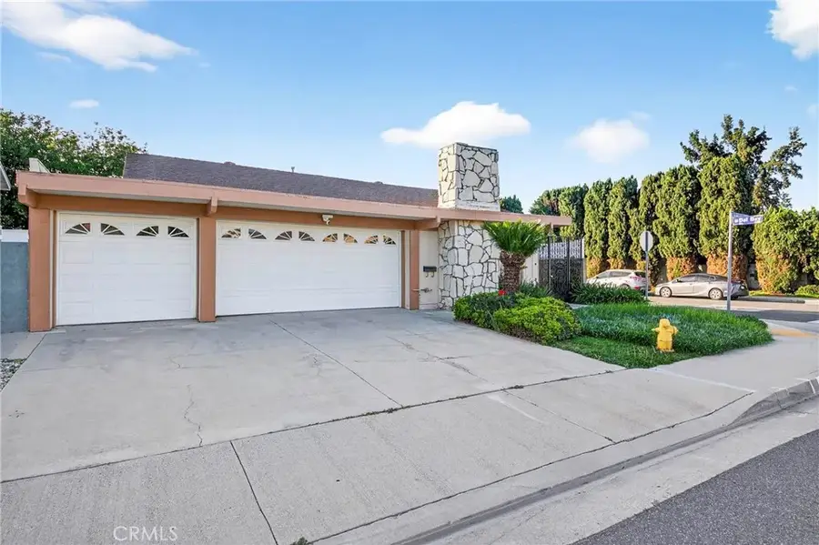 5267 Meadow Wood, Lakewood, CA 90712 - #2