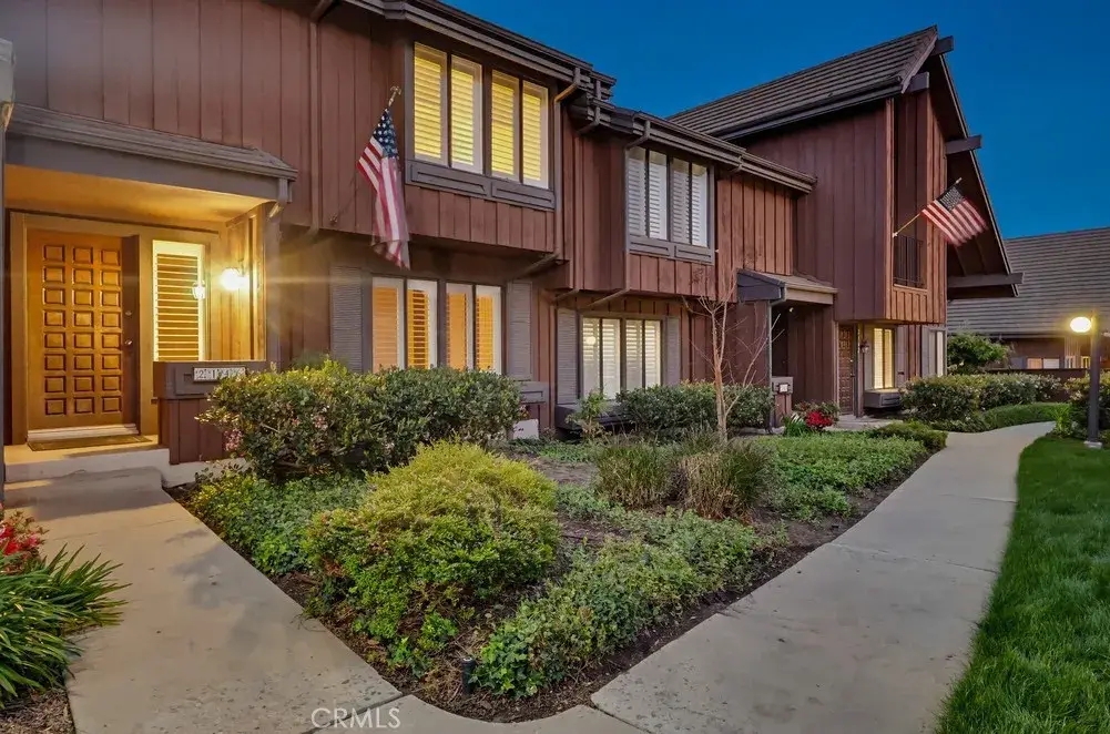 2146 Mount Shasta Drive, San Pedro, CA 90732 - #1