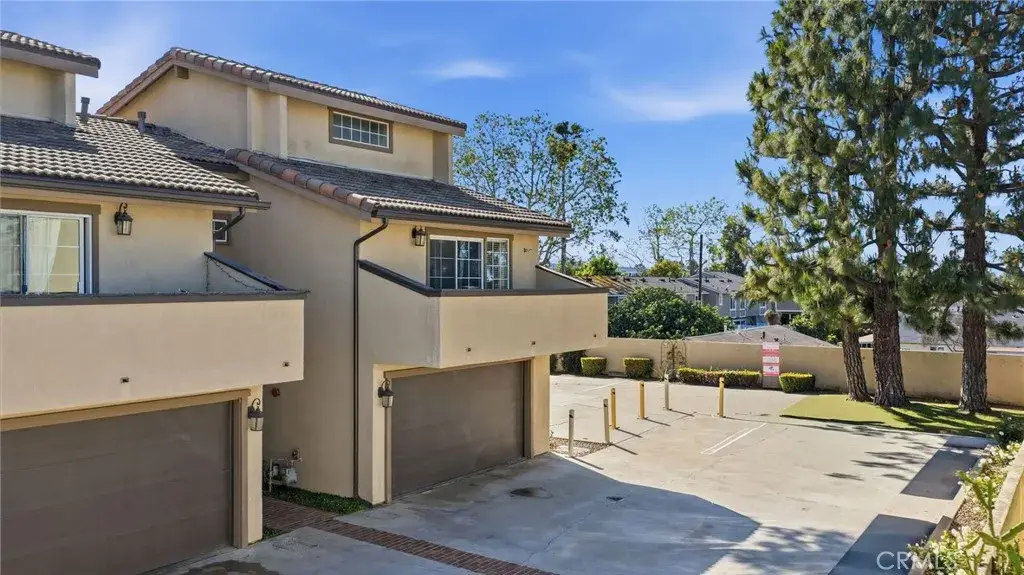 17601 Newland #H, Huntington Beach, CA 92647 - #1
