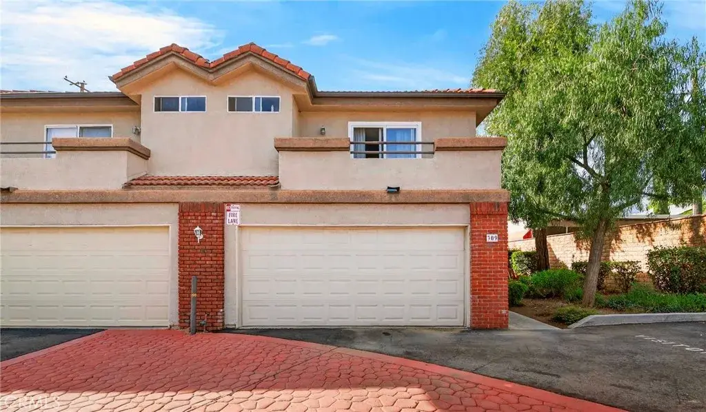 1215 N San Gabriel #309, Azusa, CA 91702 - #1