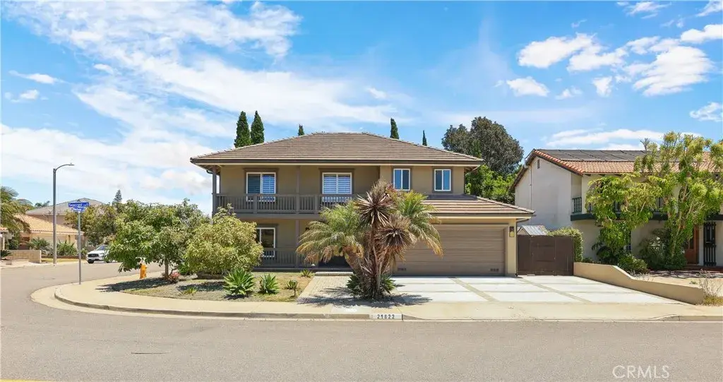 21822 Seacrest Ln, Huntington Beach, CA 92646 - #1