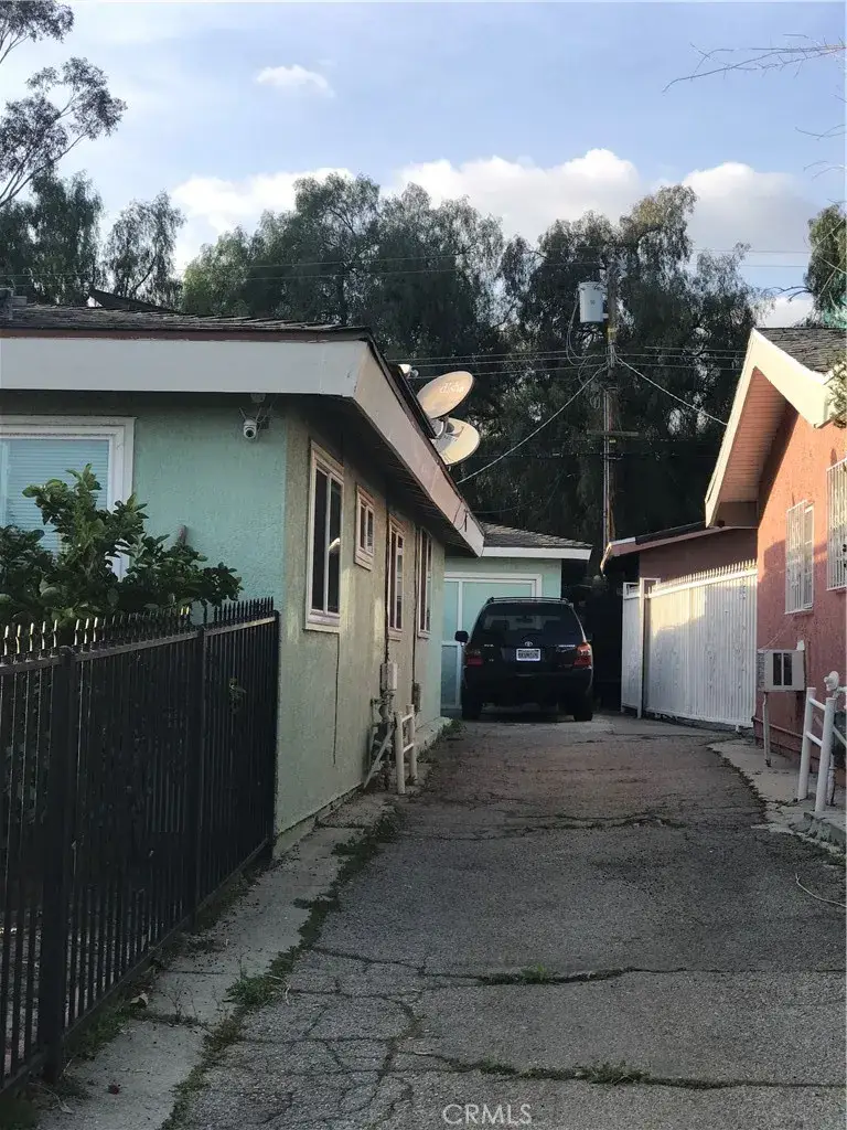 12905 Paxton, Pacoima, CA 91331 - #2