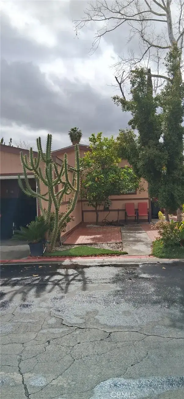 80 E Dawes #85, Perris, CA 92571 - #3