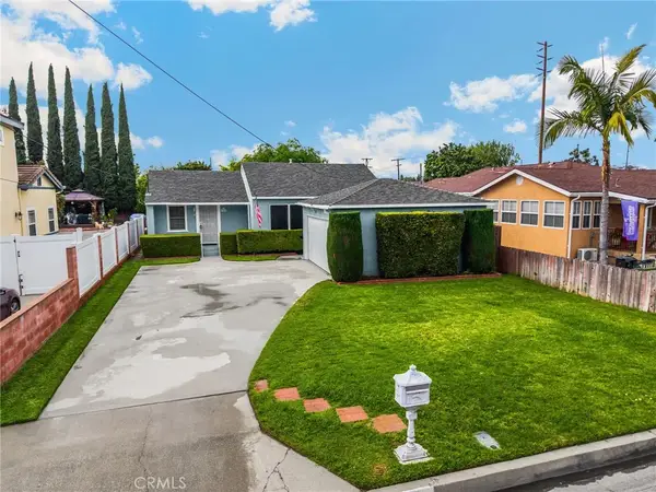 17013 California, Bellflower, CA 90706