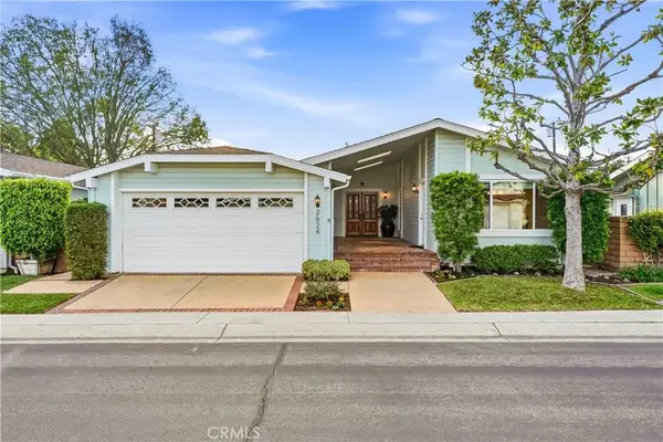 2624 Forest Lake #13, Santa Ana, CA 92705