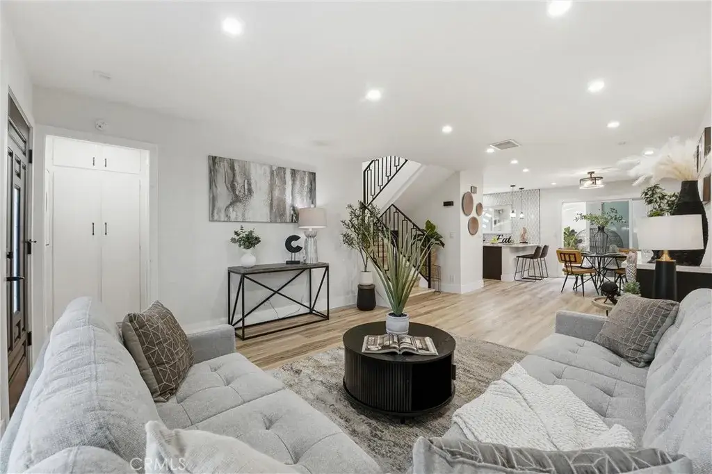 106 Lexington, Costa Mesa, CA 92626 - #1