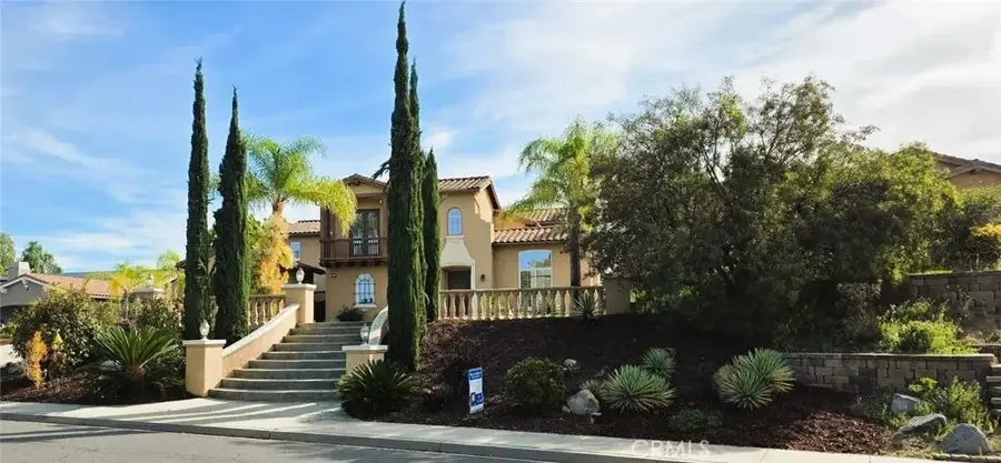 2082 Amparo Court, Escondido, CA 92025 - #2