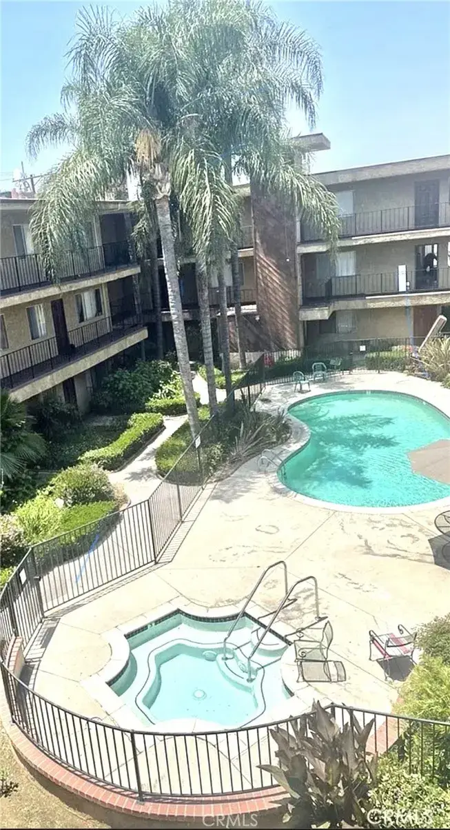 8505 Columbus #210, North Hills, CA 91343 - #1