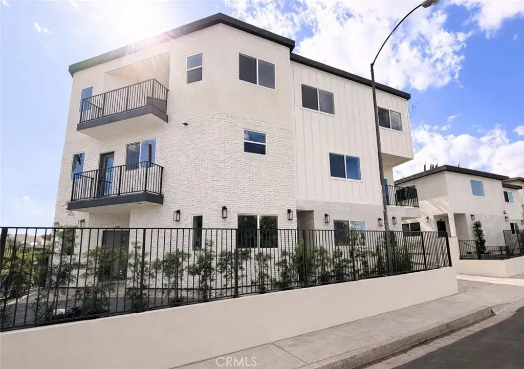 415 N La Fayette Park, Los Angeles, CA 90026 - #1