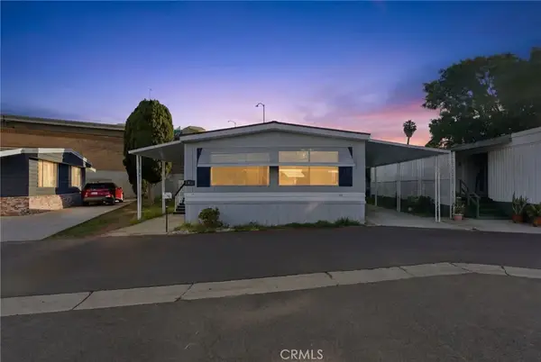 141 E Coronado, Tustin, CA 92780