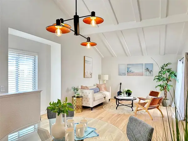 2720 W Segerstrom #D, Santa Ana, CA 92704