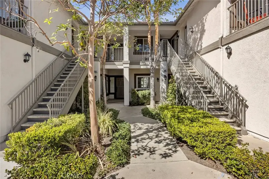 208 Chaumont, Lake Forest, CA 92610 - #3
