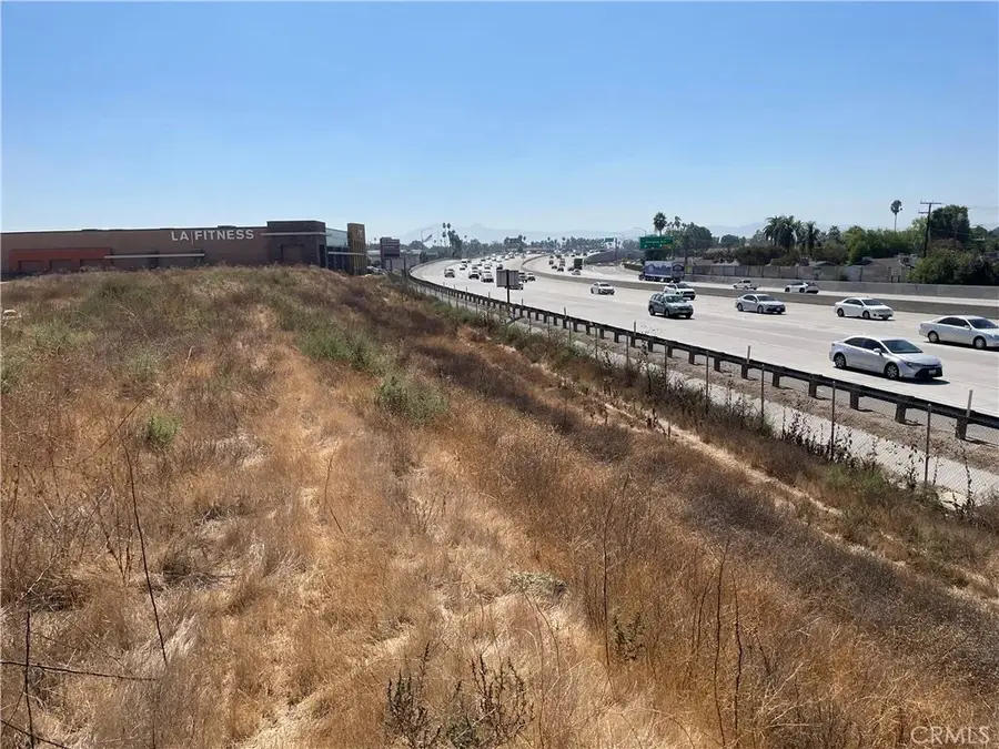 3425 Arlington, Riverside, CA 92506 - #2