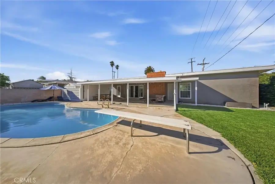 610 W Olive, Colton, CA 92324 - #2