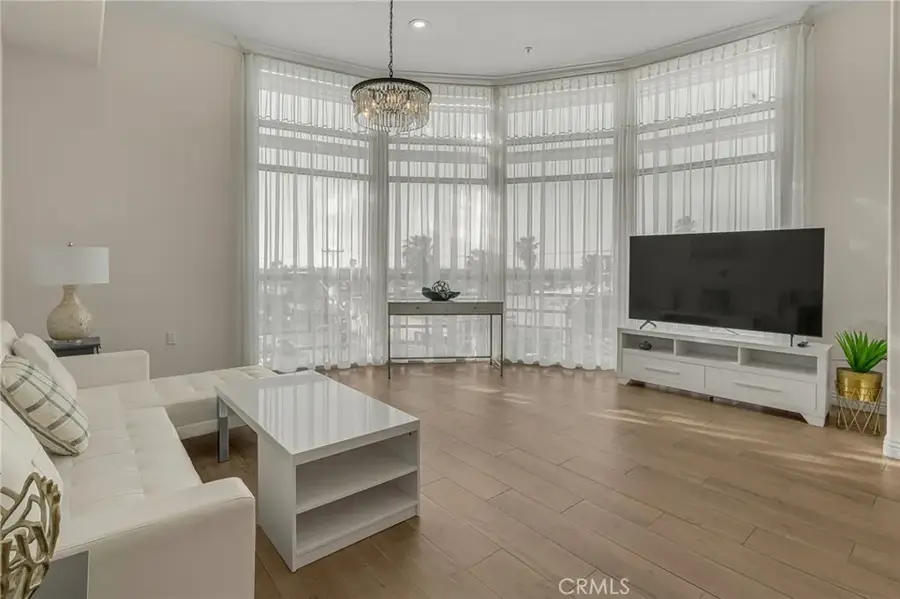 1598 Long Beach Boulevard #410, Long Beach, CA 90813 - #2