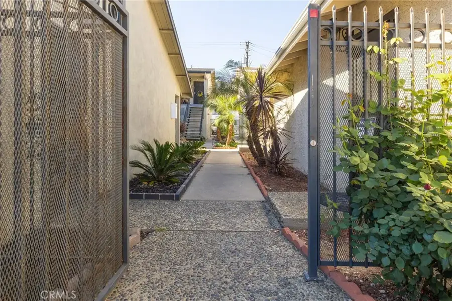 4110 Hathaway Ave, Long Beach, CA 90815 - #3