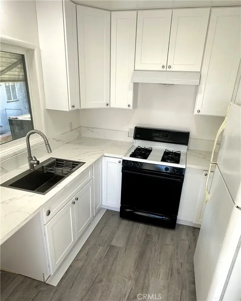 735 Barris, Fullerton, CA 92832 - #3