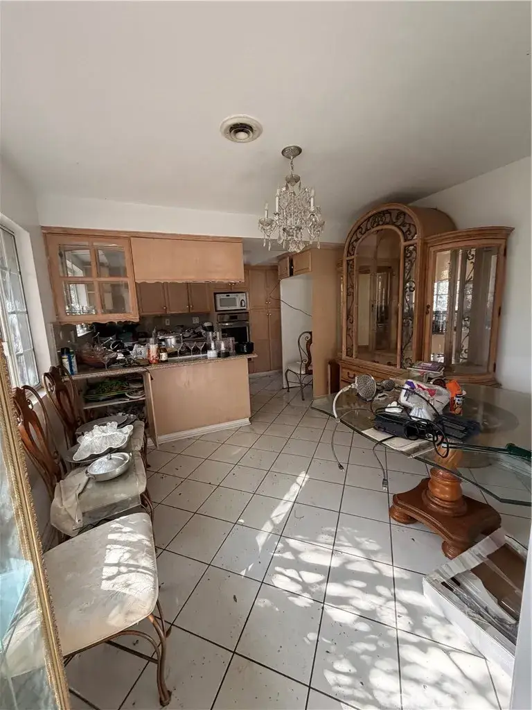 25219 Vermont, Newhall, CA 91321 - #2