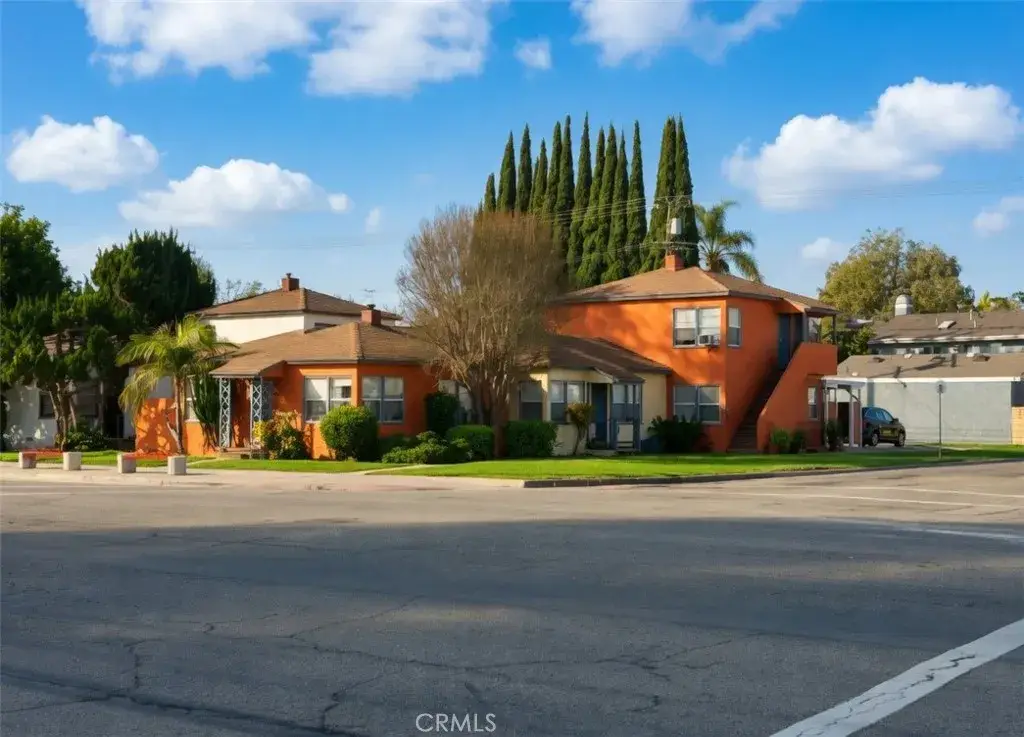 4255 N Bellflower, Long Beach, CA 90808 - #1