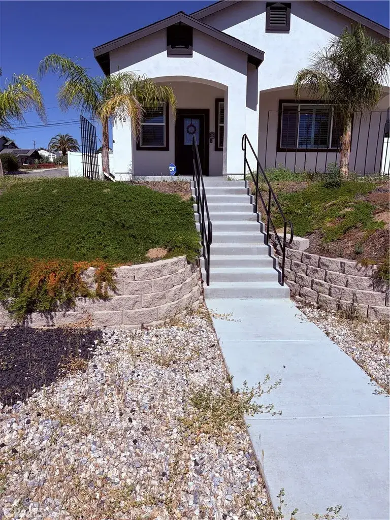 206 Silver, Lake Elsinore, CA 92530 - #1