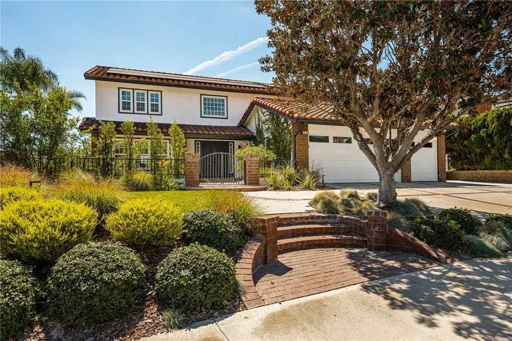 3226 E Ridgeway, Orange, CA 92867 - #1