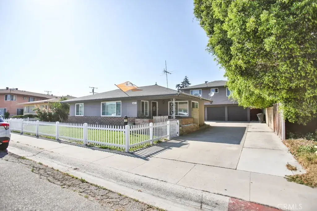 525 W Hampshire Avenue, Anaheim, CA 92805 - #1